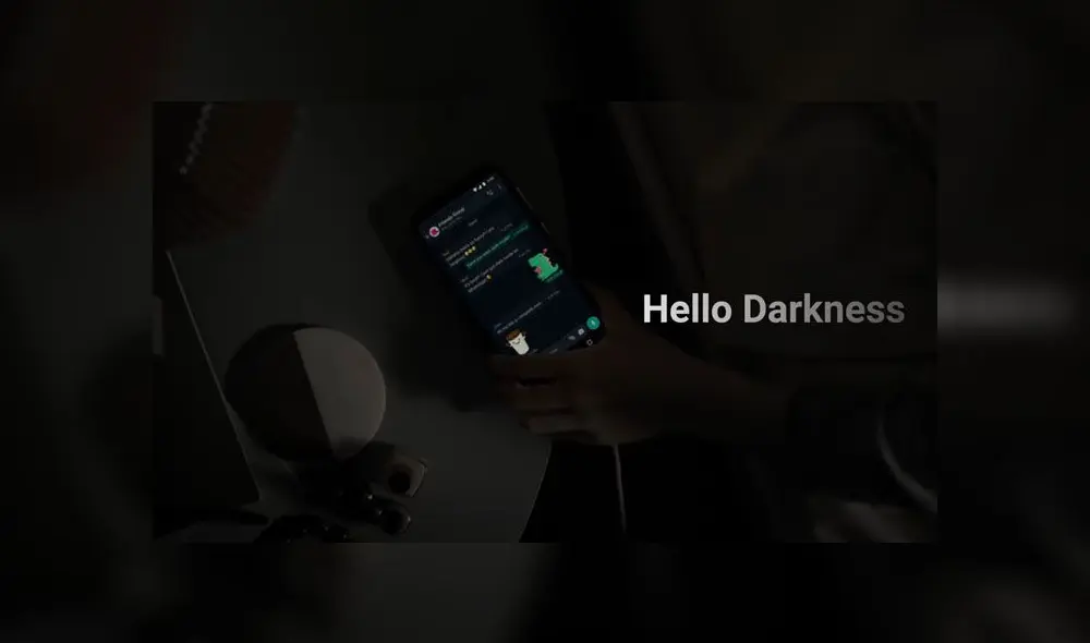 WhatsApp anunció el lanzamiento del 'modo oscuro'.