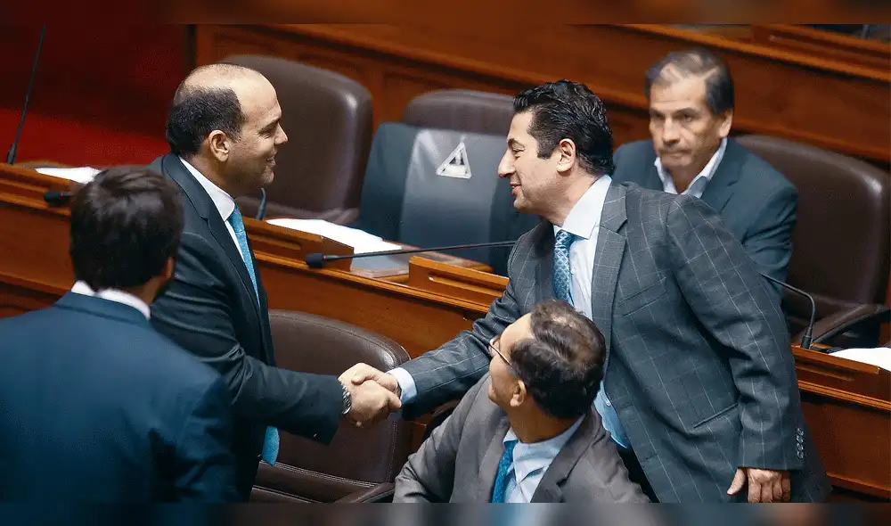 Zavala busca solucionar el conflicto con la bancada de PPK