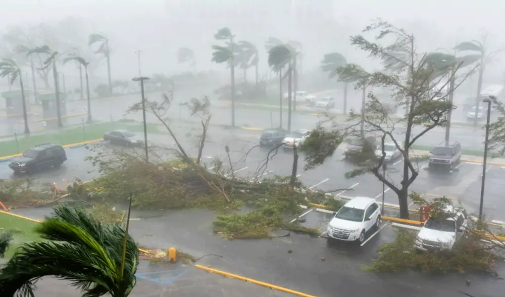 El huracán Lisa se mueve hacia el oeste a cerca de 19 km/h, pero su velocidad se está haciendo más lenta. Foto: AFP/referencial