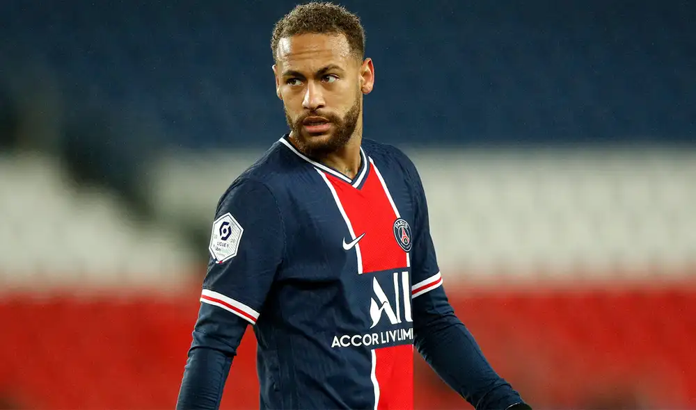 Neymar evidenció su disgusto ante la no inclusión de sus compañeros del PSG. Foto: EFE