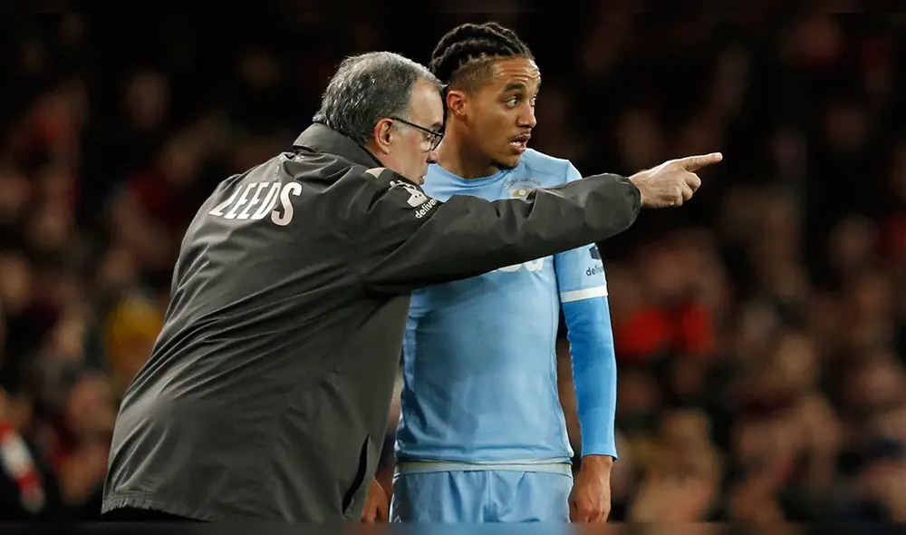 Coronavirus: Marcelo Bielsa y sus dirigidos tienen enorme gesto con los empleados del club Leeds. Fotos: AFP Coronavirus: Marcelo Bielsa y sus dirigidos tienen enorme gesto con los empleados del club Leeds. Fotos: AFP