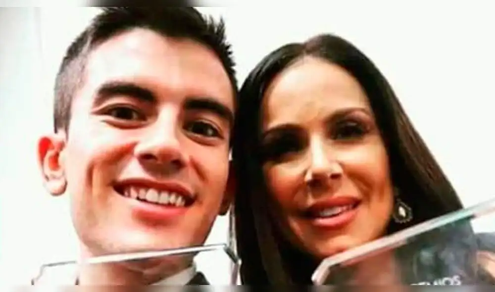 Facebook: ¿Científicos peruanos ganan concurso? La verdad salió a la luz Facebook: ¿Científicos peruanos ganan concurso? La verdad salió a la luz
