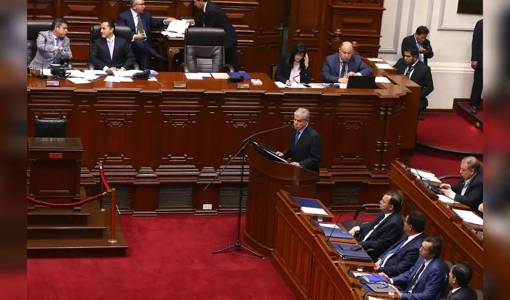 “La inversión no se puede lograr a costa de los derechos laborales”