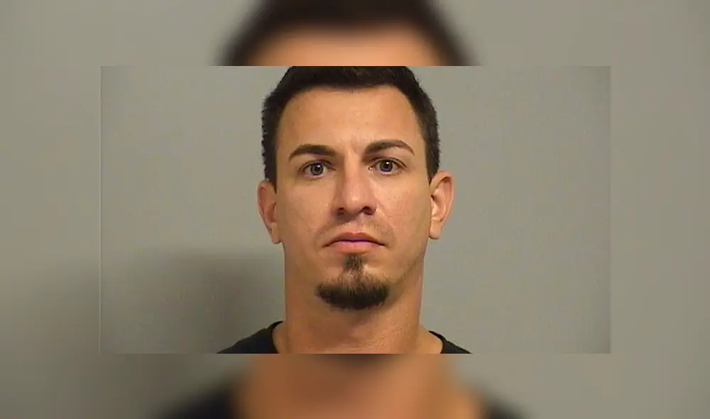 Dustin Lee Dennis dejó encerrados a sus dos hijos menores de edad en su camioneta durante cinco horas: ambos fallecieron. Foto: Oficina del Sheriff del Condado de Tulsa