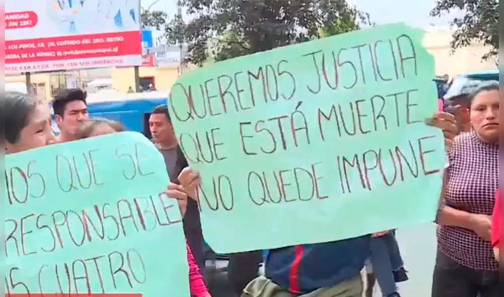 Familiares, amigos y vecinos fueron hasta el centro médico para reclamar por la muerte del hombre. (Foto: Captura video) Familiares, amigos y vecinos fueron hasta el centro médico para reclamar por la muerte del hombre. (Foto: Captura video)