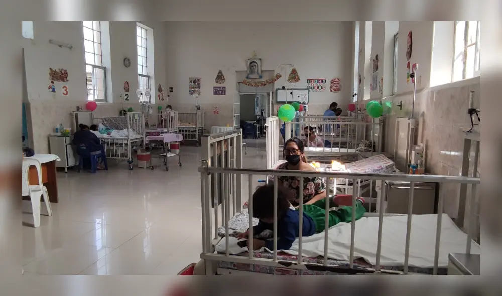 Las madres permanecen junto a sus pequeños. Foto; Emmanuel Moreno/URPI/ LR Las madres permanecen junto a sus pequeños. Foto; Emmanuel Moreno/URPI/ LR