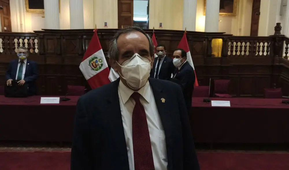 El portavoz alterno de Acción Popular, Ricardo Burga, consideró que es prematuro hablar de vacancia. Foto: Karla Cruz/URPI-La República