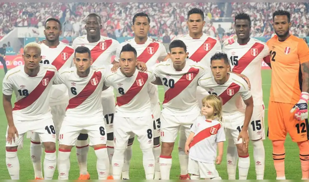 Camiseta de la selección peruana figura entre las 50 más bonitas del mundo