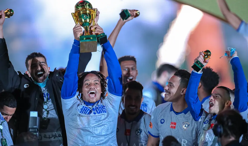 André Carrillo suma cuatro títulos desde su llegada a Al Hilal. Foto: Twitter Al Hilal. André Carrillo suma cuatro títulos desde su llegada a Al Hilal. Foto: Twitter Al Hilal.