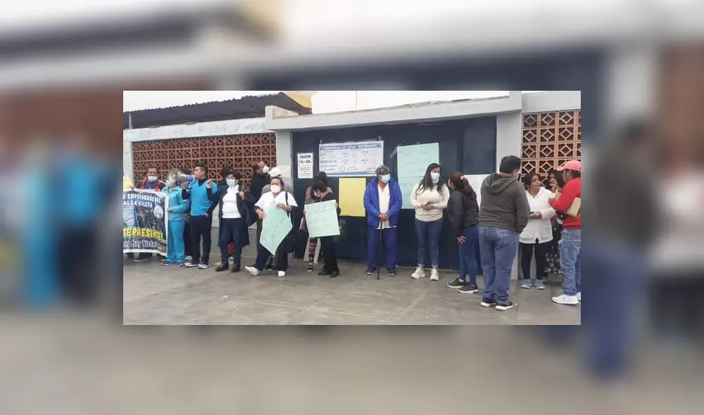 Los trabajadores realizaron un plantón el fin de semana para anunciar la radicalización de sus protestas. Foto: Chimbote Infórmate