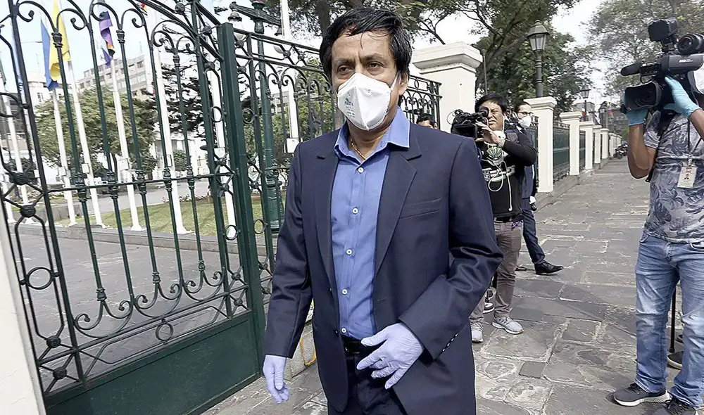 Meléndez apadrinó una boda el pasado sábado 14 de noviembre en medio de la crisis política. Foto: La República Meléndez apadrinó una boda el pasado sábado 14 de noviembre en medio de la crisis política. Foto: La República