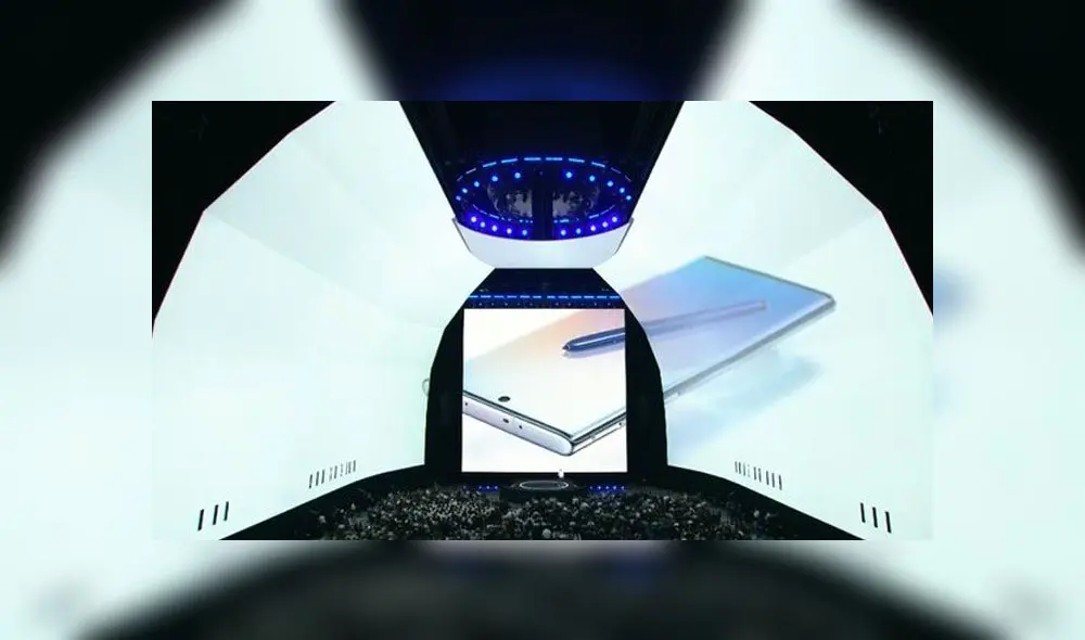 El Samsung Galaxy Note 10 tiene 6,3 pulgadas y el Galaxy Note 10+ es de 6,8 pulgadas. El Samsung Galaxy Note 10 tiene 6,3 pulgadas y el Galaxy Note 10+ es de 6,8 pulgadas.