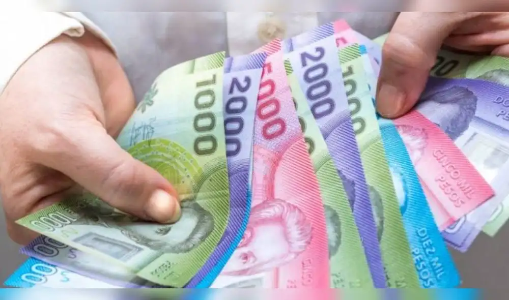 Desde el pasado 10 de diciembre los chilenos ya llenan solicitudes para el segundo retiro de AFP. Foto: CNN Chile