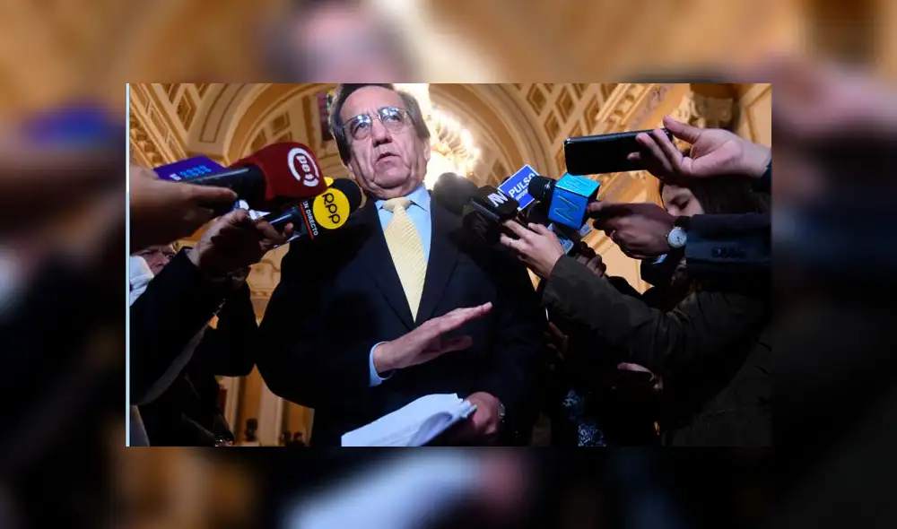 Del Castillo sobre Belmont: Es “una forma grotesca y baja” para ganar votos