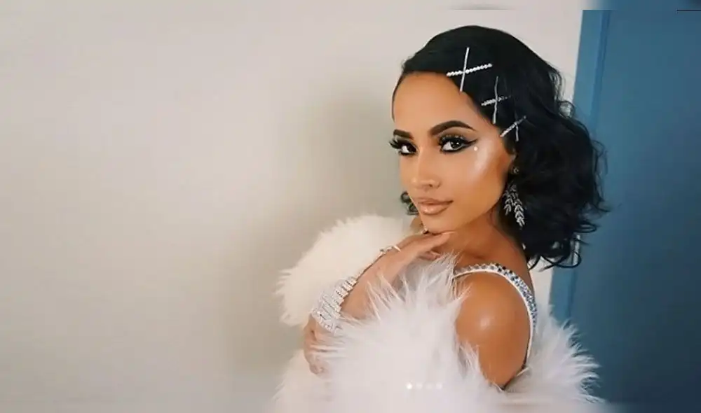 Latin AMAs 2018: Becky G enamoró al mundo con traje trasnsparente [FOTOS]