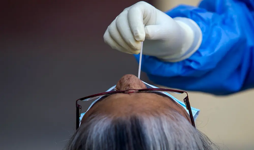 Hasta 1.000 casos con esta "nueva variante" del coronavirus se hallaron en Reino Unido, particularmente en el sur de Inglaterra. Foto: EFE