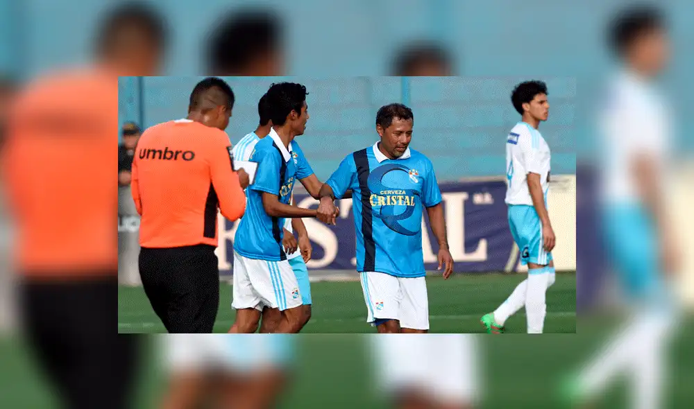 ‘Chorri’ Palacios sobre Innova Sports: “Es una sorpresa que haya sido tan rápida la compra de Sporting Cristal” ‘Chorri’ Palacios sobre Innova Sports: “Es una sorpresa que haya sido tan rápida la compra de Sporting Cristal”