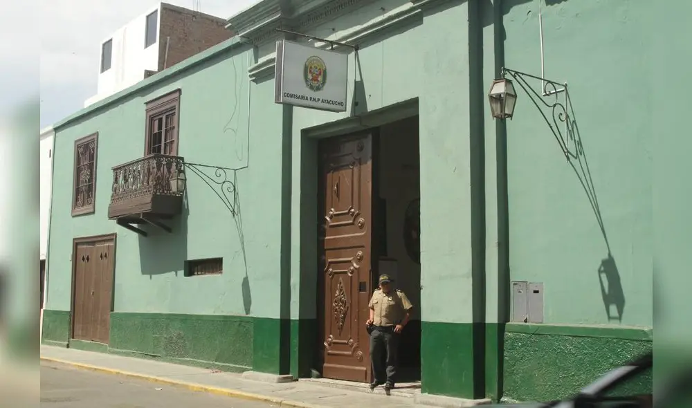 Detienen a empleador que hacia trabajar a sus trabajadores en estado de emergencia en Trujillo Detienen a empleador que hacia trabajar a sus trabajadores en estado de emergencia en Trujillo