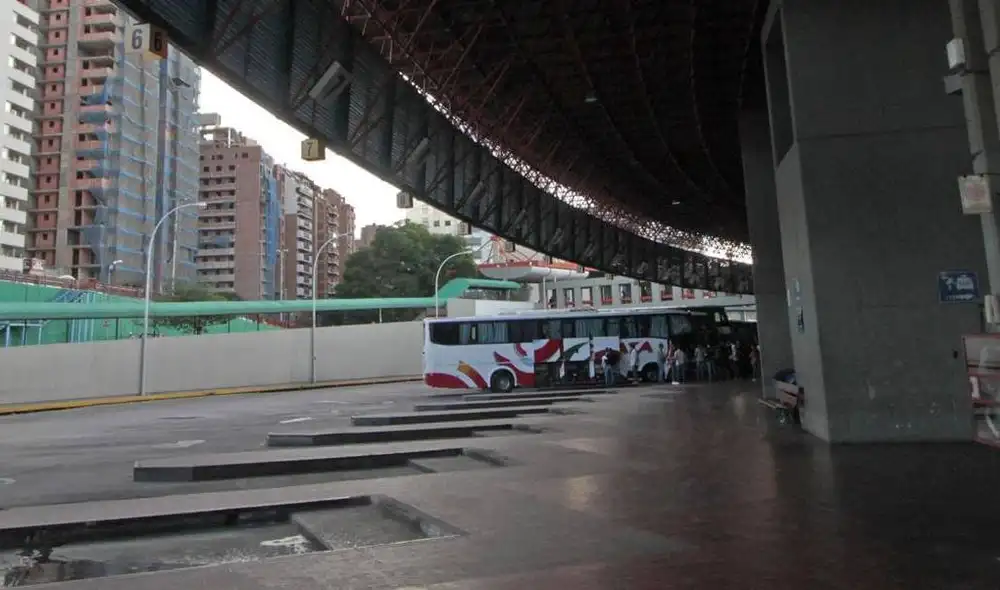 El hombre contagiado que regresó de Perú se escapó a Rosario en un micro. Foto: Todo Noticias