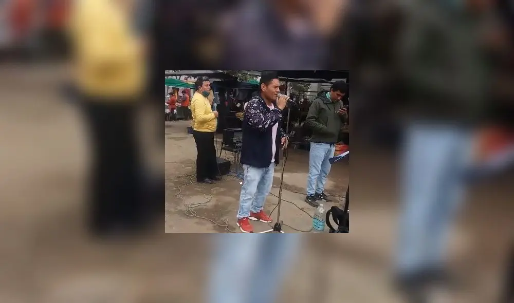 Situación económica de músicos los obliga a salir a las calles a pedir ayuda. Situación económica de músicos los obliga a salir a las calles a pedir ayuda.