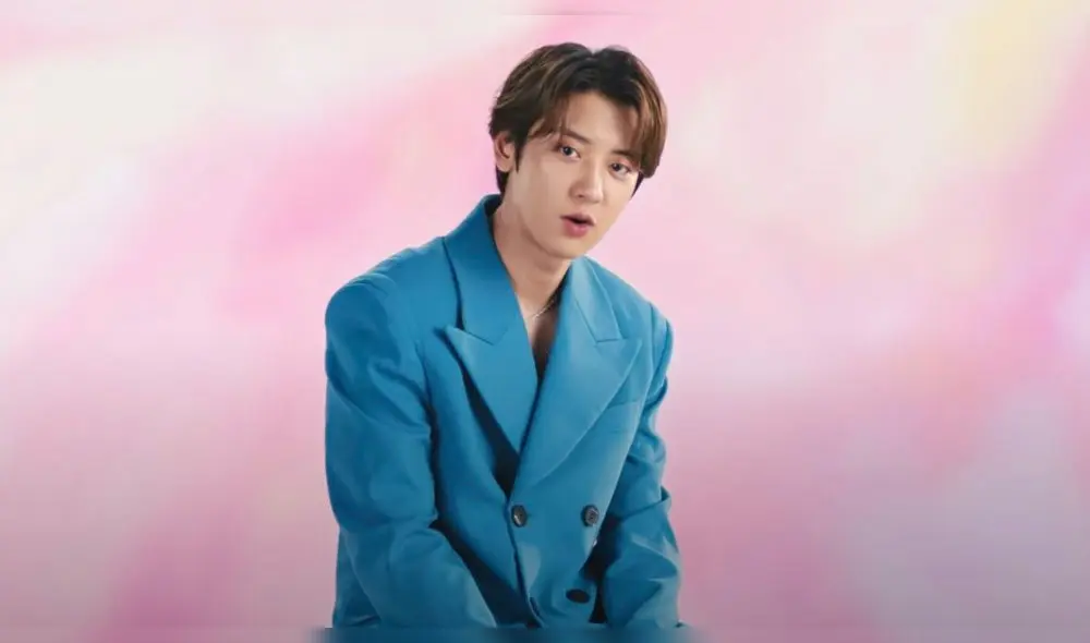 Desliza para ver más fotos de Chanyeol de EXO en el MV "Yours".