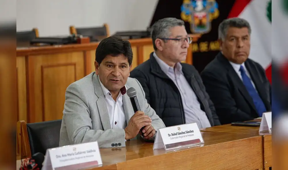 Rohel Sánchez invoca al diálogo. Foto: Rodrigo Talavera / La República Rohel Sánchez invoca al diálogo. Foto: Rodrigo Talavera / La República