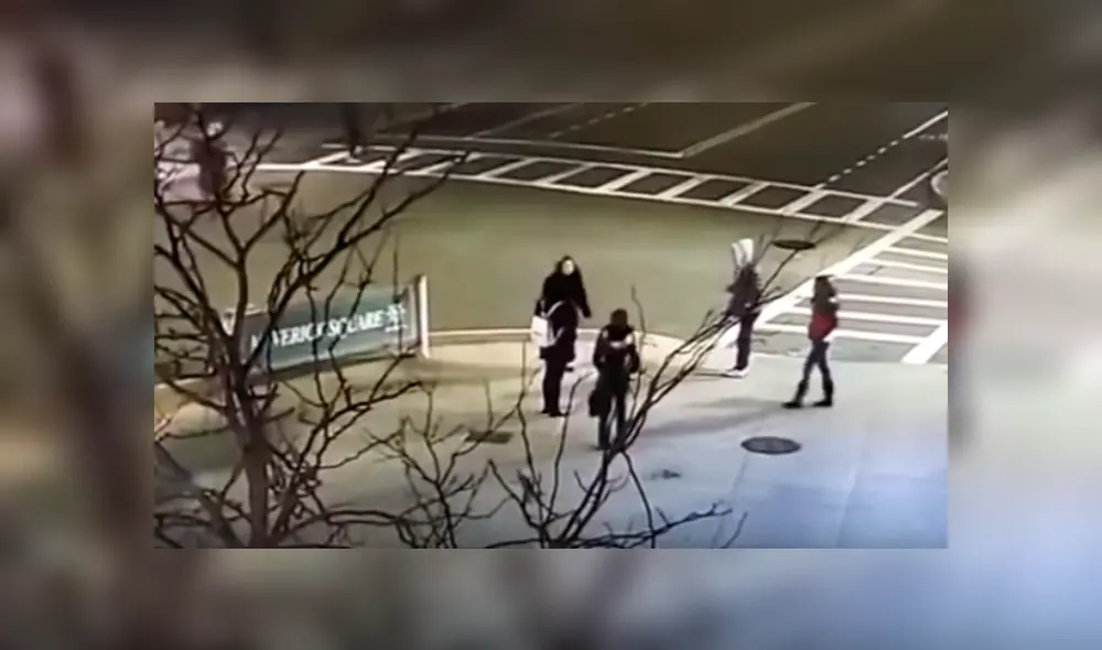 “Esto es América, hablen inglés o vuelvan a su país”: atacan a madre e hija por hablar en español [VIDEO]