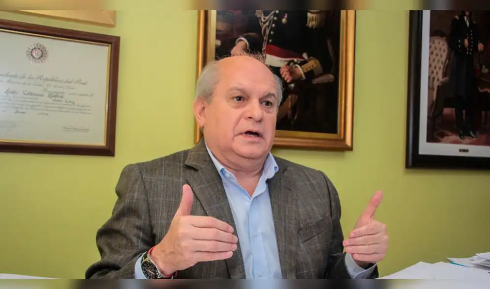 "Las personas que lideran la lista del Apra y del fujimorismo insisten en lo mismo y ya sabemos las consecuencias que han traído para el país su proceder", señaló también Pedro Cateriano. Foto: La República. "Las personas que lideran la lista del Apra y del fujimorismo insisten en lo mismo y ya sabemos las consecuencias que han traído para el país su proceder", señaló también Pedro Cateriano. Foto: La República.