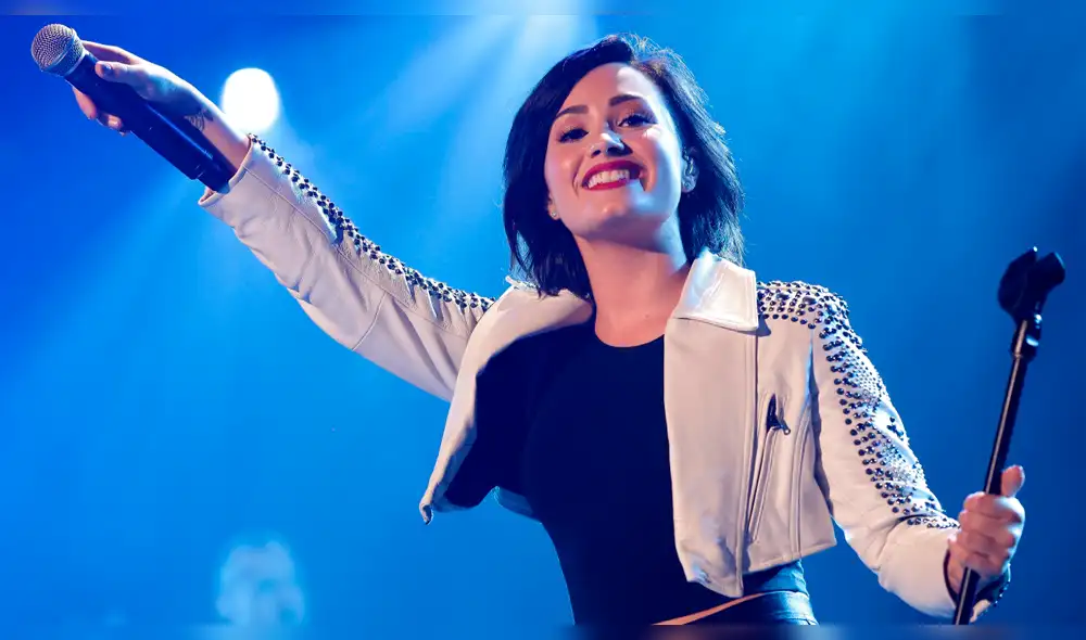 Captan a Demi Lovato en centro de rehabilitación y foto es viral en Instagram