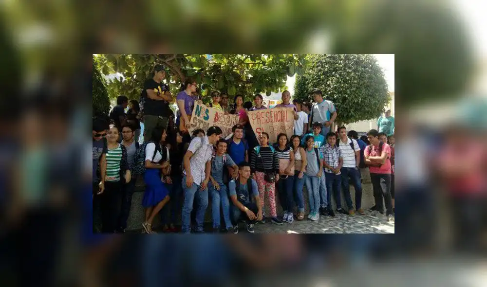 Chepén: Alumnos exigen no cerrar la sede de la Universidad Alas Peruanas [VIDEO]