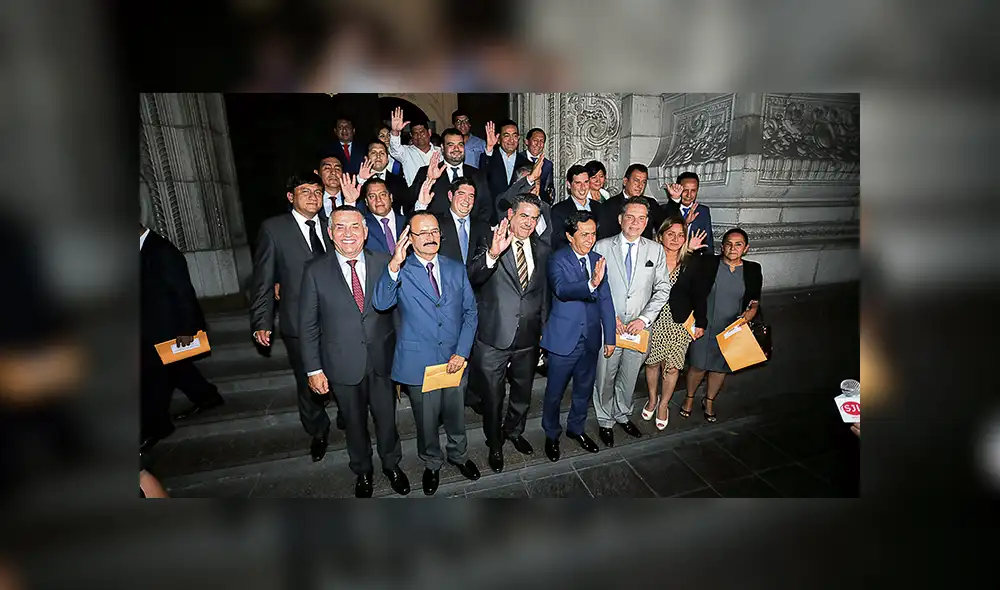 Frente parlamentario. Así se autodenominaron las bancadas tras la reunión con el premier. Foto: Aldair Mejía. Frente parlamentario. Así se autodenominaron las bancadas tras la reunión con el premier. Foto: Aldair Mejía.