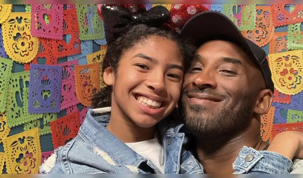 Kim Kardashian asiste a ceremonia religiosa en honor a Kobe Bryant