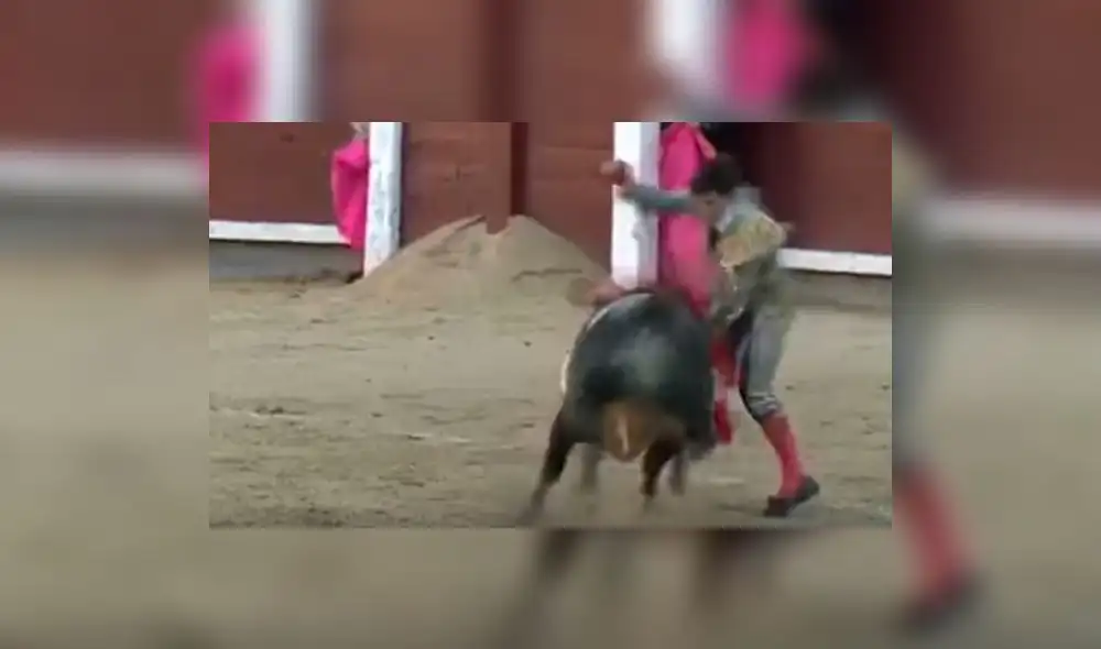 YouTube: impresionante corneada de toro a novillero da la vuelta al mundo YouTube: impresionante corneada de toro a novillero da la vuelta al mundo