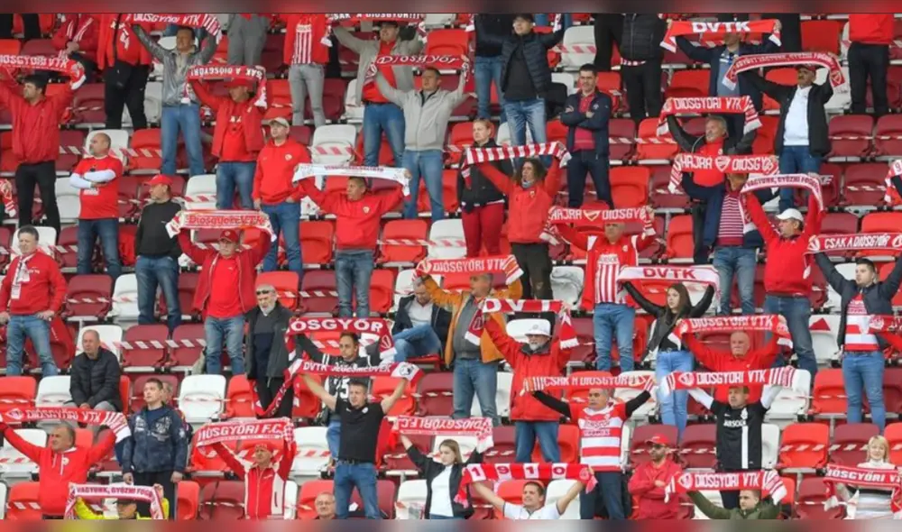 Hungría permite el ingreso de público a los estadio de fútbol. Foto: Twitter Hungría permite el ingreso de público a los estadio de fútbol. Foto: Twitter