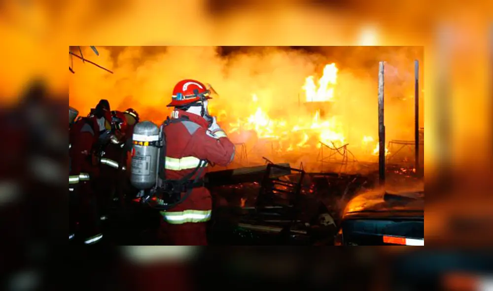 Chosica: voraz incendio se registra en taller clandestino de pirotécnicos