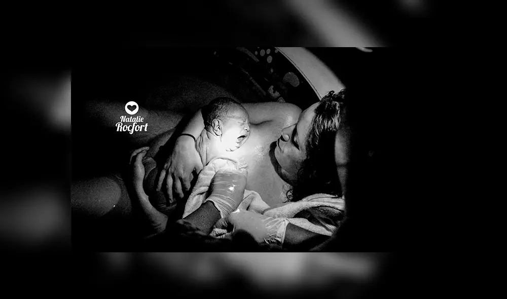 “La belleza de esta
fotografía está en eternizar la magia del nacimiento” “La belleza de esta
fotografía está en eternizar la magia del nacimiento”