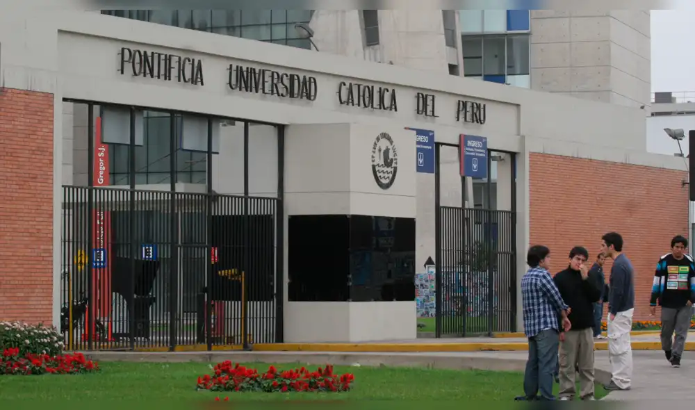 Denuncian a profesores de la PUCP de acoso y abuso sexual [VIDEO]