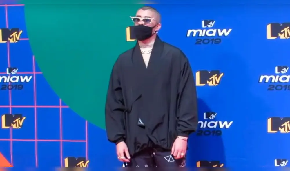 Bad Bunny se lleva el premio más importante de los MTV Miaw 2019