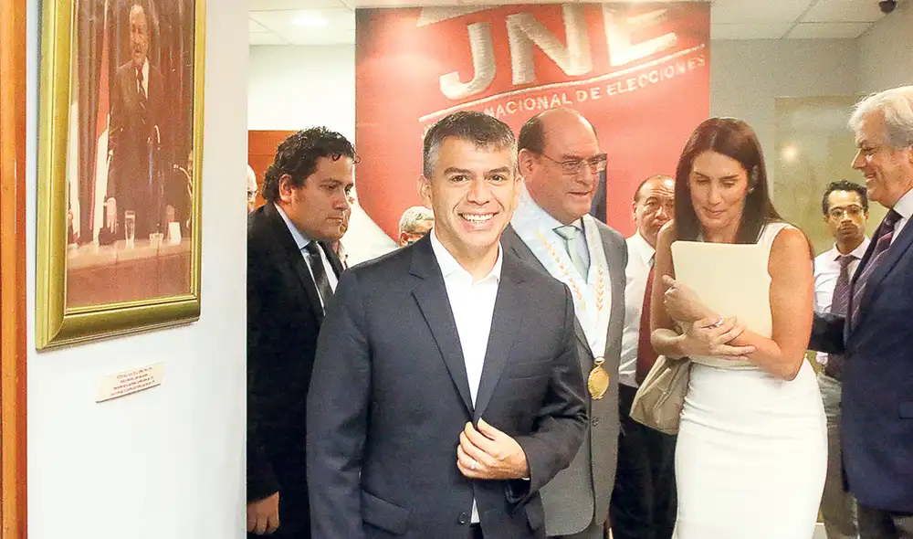 Rivalidad. Julio Guzmán y Carolina Lizárraga compiten. Foto: difusión