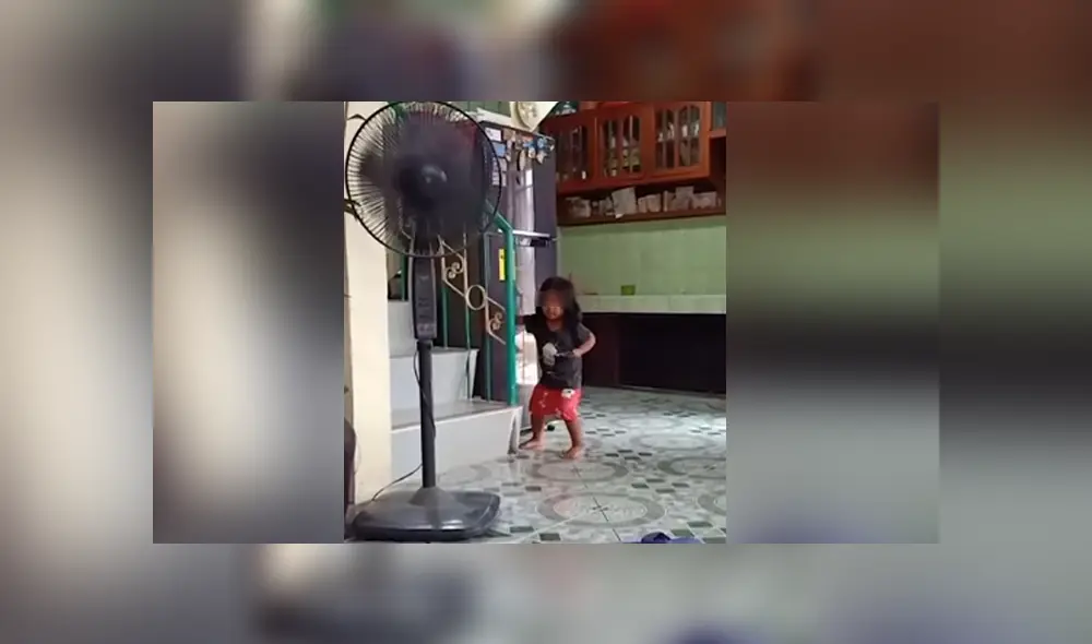 A través de YouTube se volvió viral el ingenioso truco de una mujer para que sus hijos se mantengan lejos de la refrigeradora. A través de YouTube se volvió viral el ingenioso truco de una mujer para que sus hijos se mantengan lejos de la refrigeradora.