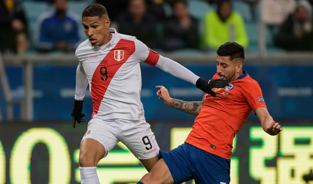 Periodistas chilenos aseguran que tienen seis puntos ganados con Perú. Foto: AFP Periodistas chilenos aseguran que tienen seis puntos ganados con Perú. Foto: AFP