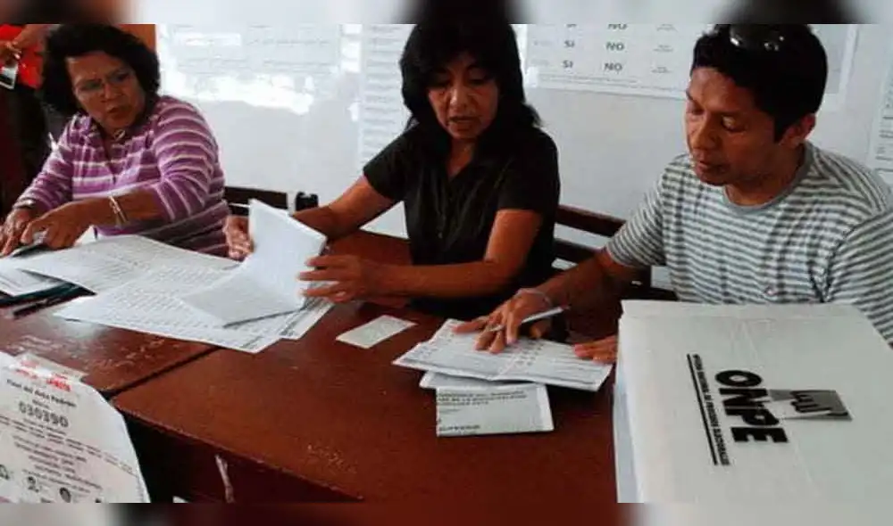 Cámara de Comercio advierte que voto nulo o blanco empeorará situación de Arequipa Cámara de Comercio advierte que voto nulo o blanco empeorará situación de Arequipa