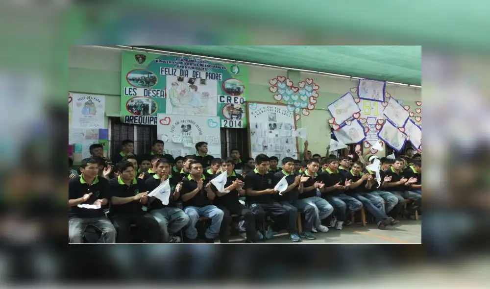 Lectura contribuye a resocialización de internos en Arequipa