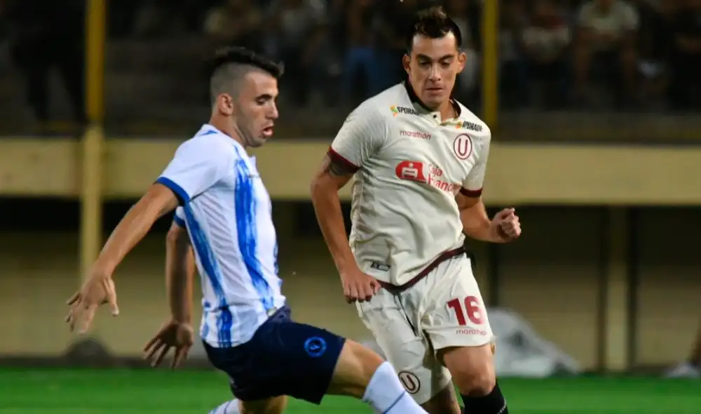 Universitario vs. Cerro Largo