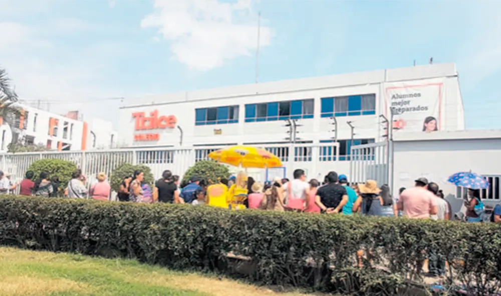 Presentes. En los últimos días, los reclamos de los padres han encontrado eco y varios colegios han empezado a aplicar rebajas en sus pensiones. Presentes. En los últimos días, los reclamos de los padres han encontrado eco y varios colegios han empezado a aplicar rebajas en sus pensiones.