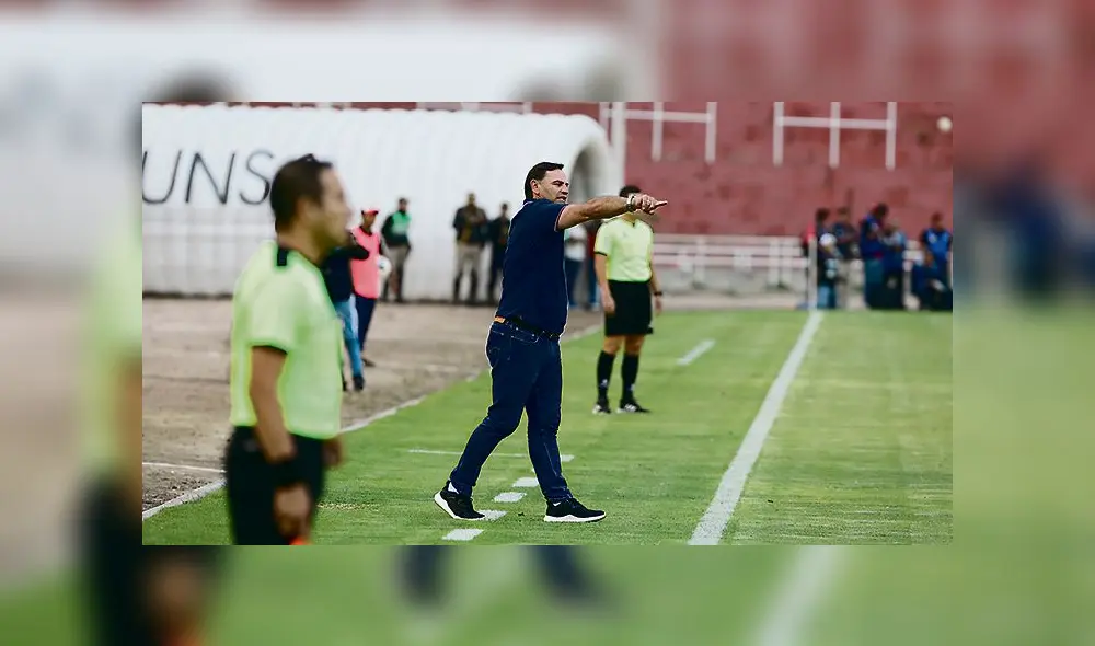 dirección. DT Carlos Bustos sostuvo que fueron ampliamente superiores y que el rival tuvo suerte. dirección. DT Carlos Bustos sostuvo que fueron ampliamente superiores y que el rival tuvo suerte.