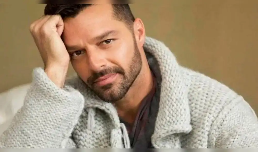 Ricky Martin deja en shock a fans con video donde se toca zona íntima Ricky Martin deja en shock a fans con video donde se toca zona íntima