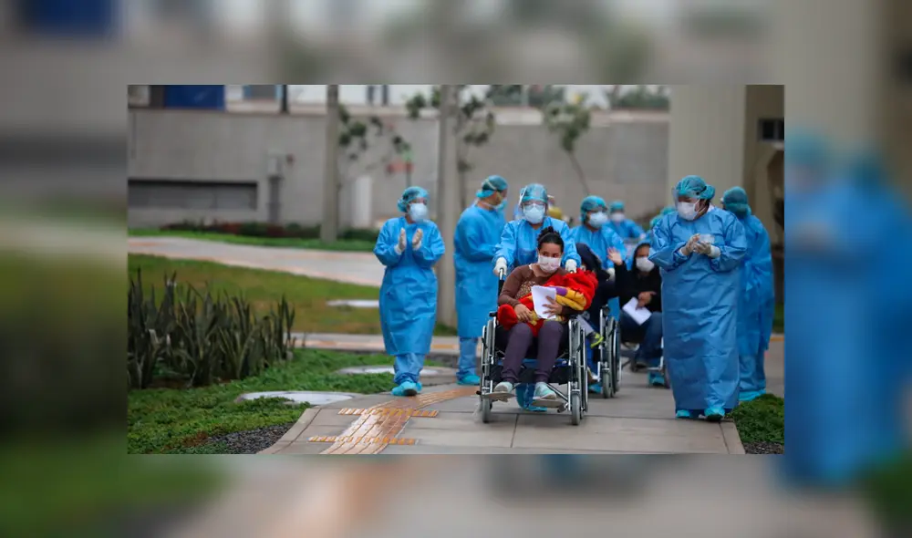 Pacientes recuperados de COVID-19 dan esperanza a la población. Foto: EsSalud Pacientes recuperados de COVID-19 dan esperanza a la población. Foto: EsSalud