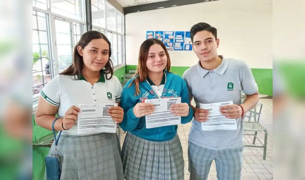 Los estudiantes que deseen ser becados deben participar en el Censo del Bienestar. (Foto: Facebook)