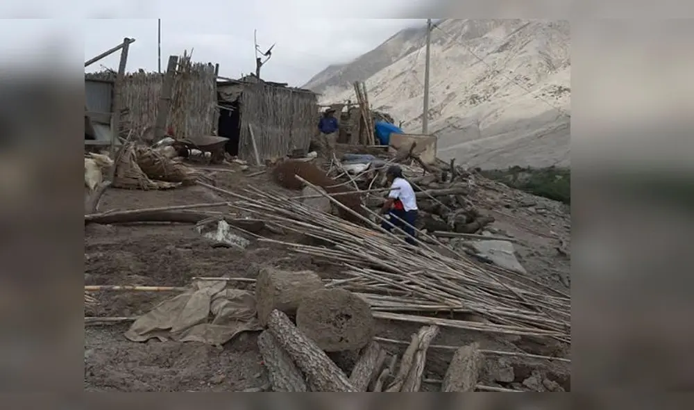 Tres viviendas colapsaron en Santa Isabel de Siguas tras fuertes lluvias.
